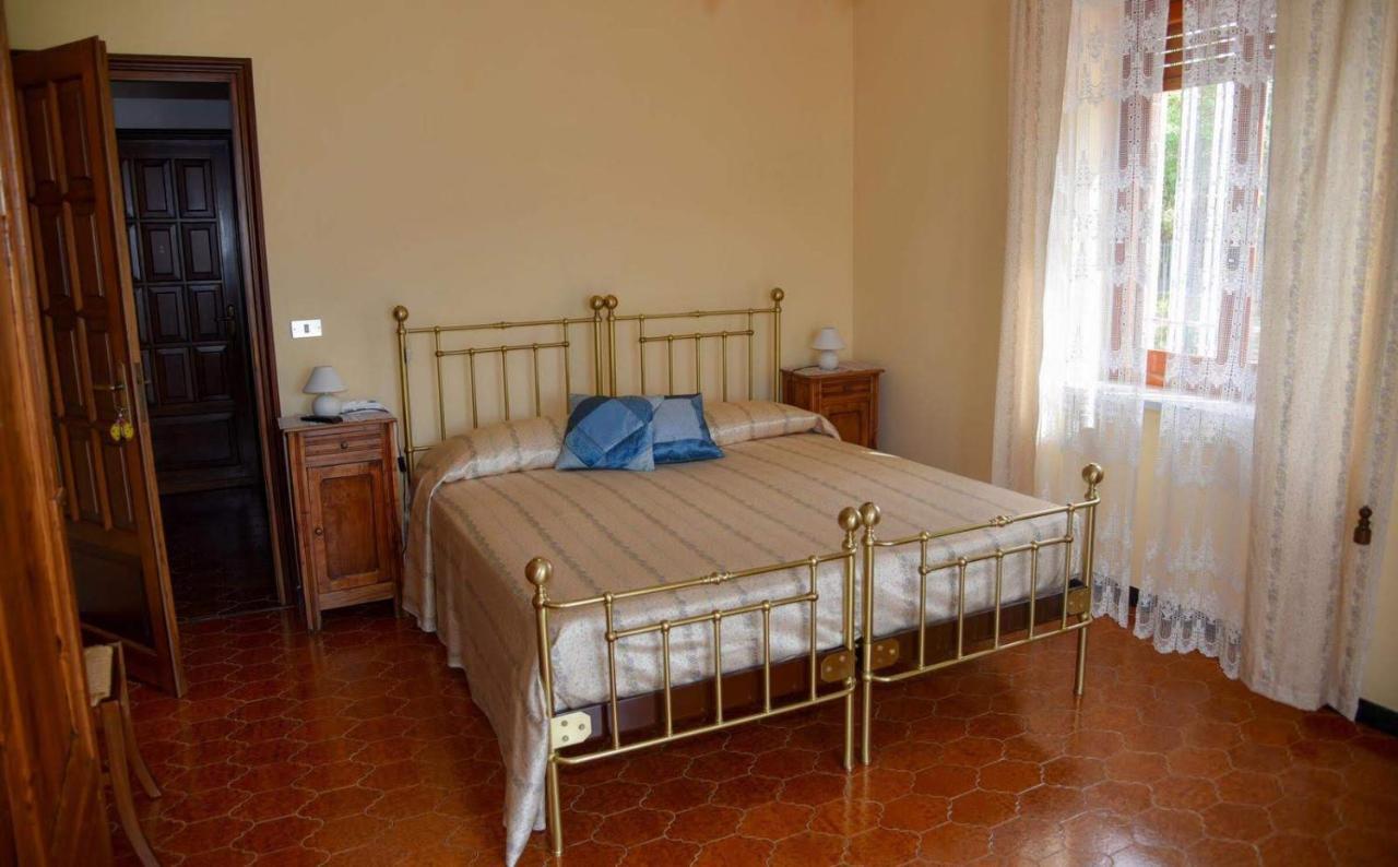 B&B Le Coccinelle Torre Bormida Eksteriør billede