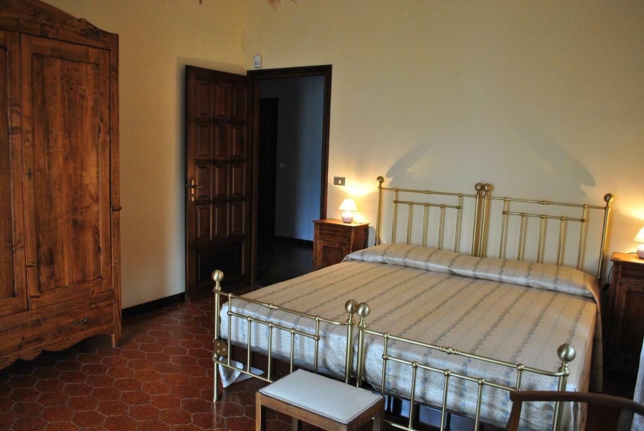 B&B Le Coccinelle Torre Bormida Eksteriør billede