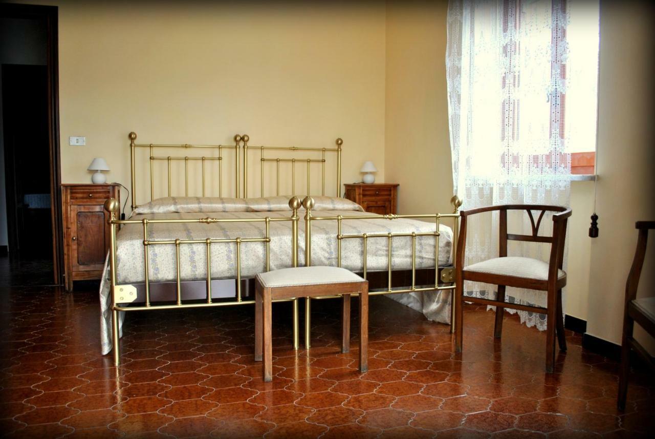 B&B Le Coccinelle Torre Bormida Eksteriør billede